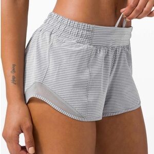 Lululemon 2.5 in Hotty Hot shorts